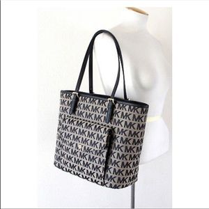 Michael Kors• Jet Set LRG Tote• NWT• Retail $198
